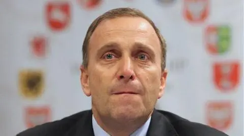Celem operacji CBA był Schetyna?