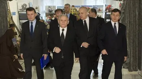 Prokurator i premier odpowiadają na pytania PiS