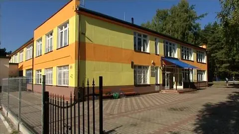 Dzień Nauczyciela w Darłowie: wójt nagrodził sprzątaczkę, pominął pedagogów