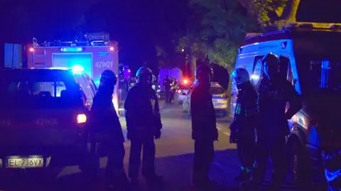"Jechali za szybko, zjechali z drogi, uderzyli w drzewo"