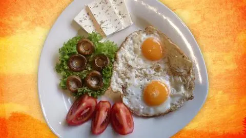 Zjedzą jaja. Co pokażą?