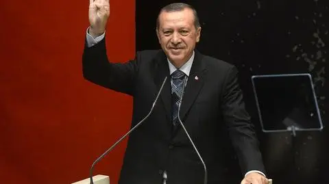 Prezydent Turcji Erdogan ogłosił przedterminowe wybory parlamentarne