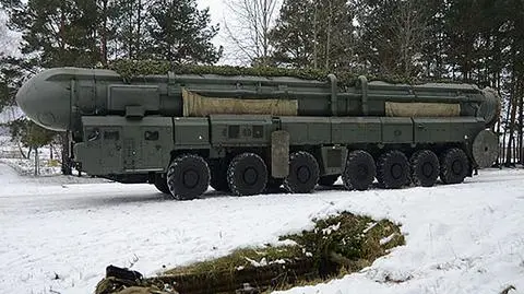 Rosyjskie wyrzutnie rakiet na patrolu. Wojska strategiczne w gotowości