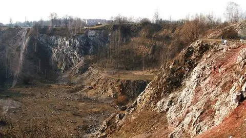 Do wypadku doszło w nocy na terenie kamieniołomu Wietrznia 