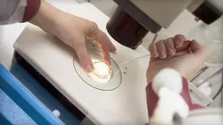 In vitro będzie refundowane tylko do połowy 2016 r