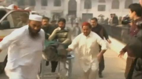 Bestalski mord talibów w Pakistanie