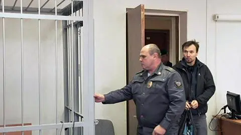 "Były momenty, gdy słowa stawały w gardle". Żona aresztowanego pojechała do Rosji