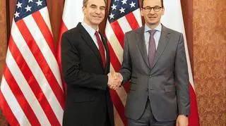 Tematem spotkania premiera z ambasadorem USA były spotkania i wizyty wysokiego szczebla (materiał "Faktów" z 6.07.2017 r.)