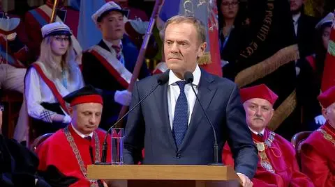 Donald Tusk podczas 100-lecia Uniwersytetu Poznańskiego
