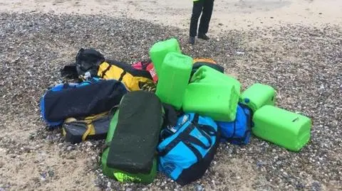 Ponad 350 kg kokainy znalezionych na plaży