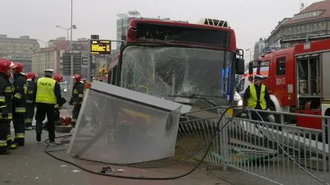 Wypadek autobusu w centrum Wrocławia