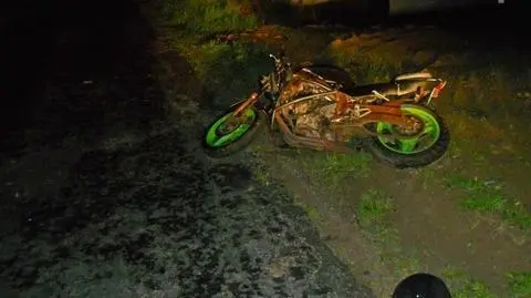 Pijany i bez "prawka" rozbił motocykl własnej konstrukcji