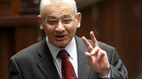 Dorn krytykuje premiera