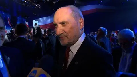 Antoni Macierewicz na konwencji PiS o katastrofie smoleńskiej