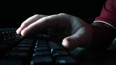 "Jestem dziennikarzem, postrzelili mnie". Czyli jak wyciągnąć 30 tys.