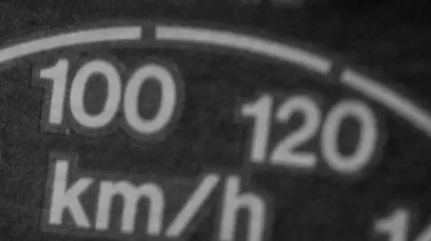 12-latek pędził autem 
110 km/h