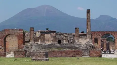 Pompeje się sypią