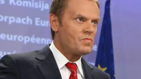 "Może się przebrać pięć razy 
w czerwonego kapturka"