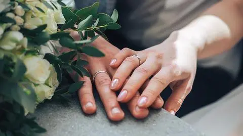 Kobiety straciły miliony przez oszusta matrymonialnego