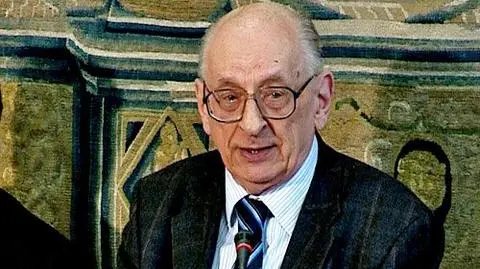 Bartoszewski martwi się o Kosowarów