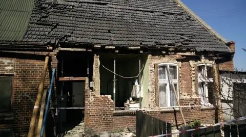Wybuch butli z gazem, dwie osoby w szpitalu