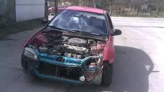 Kierowca tłumaczył, że jedzie sprzedać samochód na skupie złomu