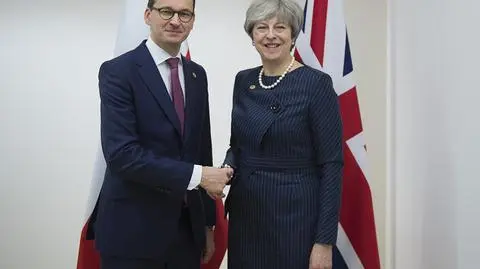 Theresa May na konferencji w sprawie brexitu