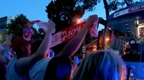 Kibice witają polskich piłkarzy