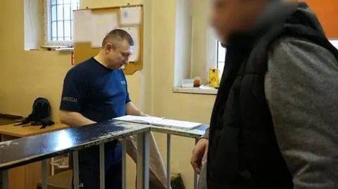 Zabrze. Wymierzył rewolwer w kierowcę nieoznakowanego radiowozu