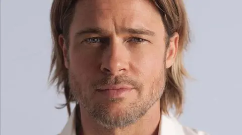 Brad Pitt do łóżka weźmie damskie perfumy