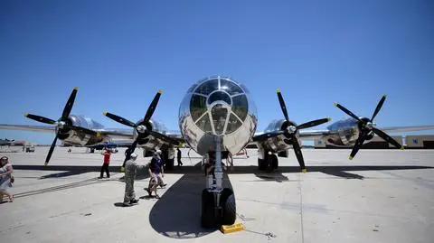 B-29 "Doc" na lotnisku w Wichita