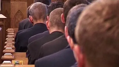 Spada liczba powołań, kryzys w kościele, mniej kleryków w seminariach