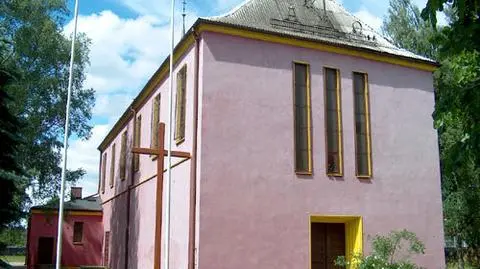 Znaleziono zwłoki księdza. Spadł ze schodów?