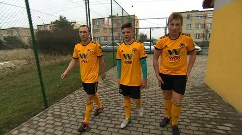 Wolves from Premier League helped their smaller brothers from Rożana whose locker room has been robbed