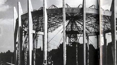 41 lat oczekiwania i 8 milionów widzów.
Historia Panoramy Racławickiej