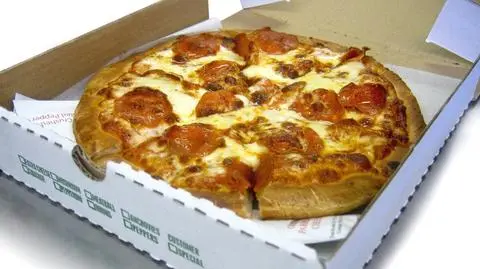 Pizzą przegonił rabusiów