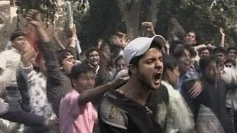 "Nie kamienujcie ludzi"