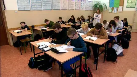 Wiceminister edukacji o podwyżkach dla nauczycieli i obietnicach