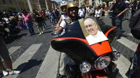 100 tysięcy harleyowców u papieża. W prezencie dwa motocykle i skórzana kurtka