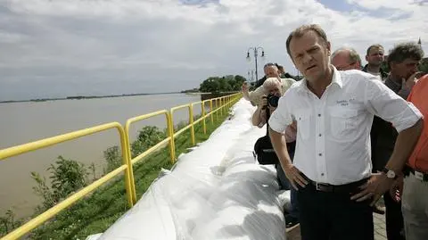 "Kończy się najbardziej bojowy czas walki z powodzią"