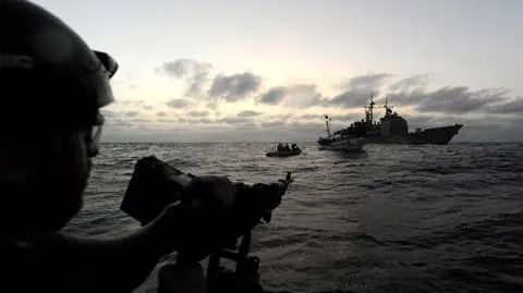 NATO będzie ścigać piratów co najmniej do 2014 roku