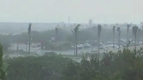 "Felix" nadciąga nad Karaiby