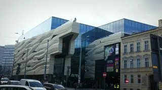 Budowa galerii trwała 38 miesięcy