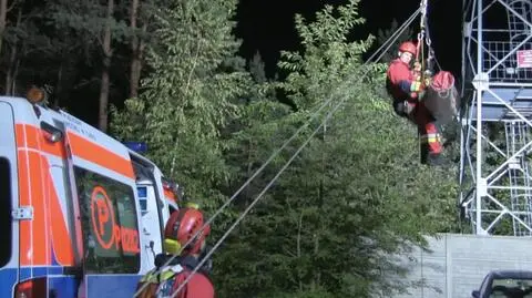 Do akcji wkroczyli strażacy ze sprzętem wysokościowym 