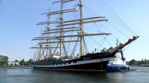 Kruzensztern is one of the world&#039;s largest tall ships