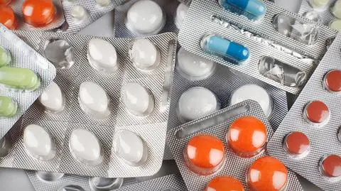Popularnymi lekami na przeziębienie odurzały się dzieci, a dilerzy wykorzystywali tabletki jako surowiec