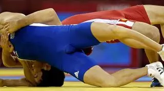 Polscy zapaśnicy - Marek Mikulski i Artur Michalkiewicz - zakończyli swój udział w igrzyskach olimpijskich na 1/8 finału