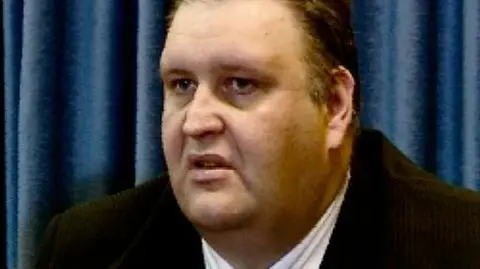 B. szef ABW na konfrontacji