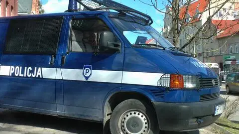 "Nie chciał wypuścić rodziców z domu". Strzały podczas interwencji