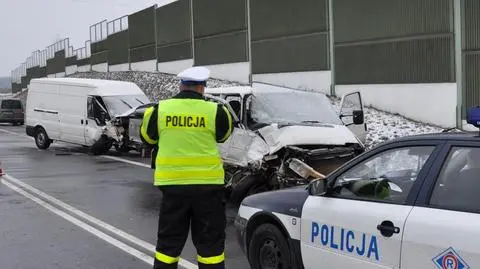 Dwie osoby ciężko ranne - pijany kierowca uciekł